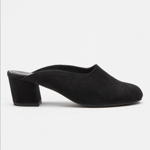 BNIB - Eileen Fisher Brief Mule